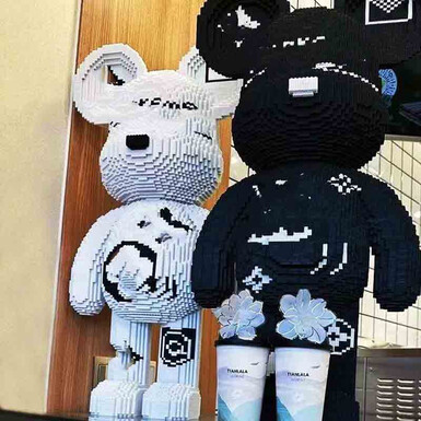 Чёрно-белый Мишка Вандал