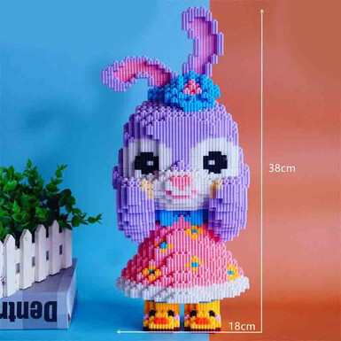 Розовое платье - 38 см (5000 деталей)